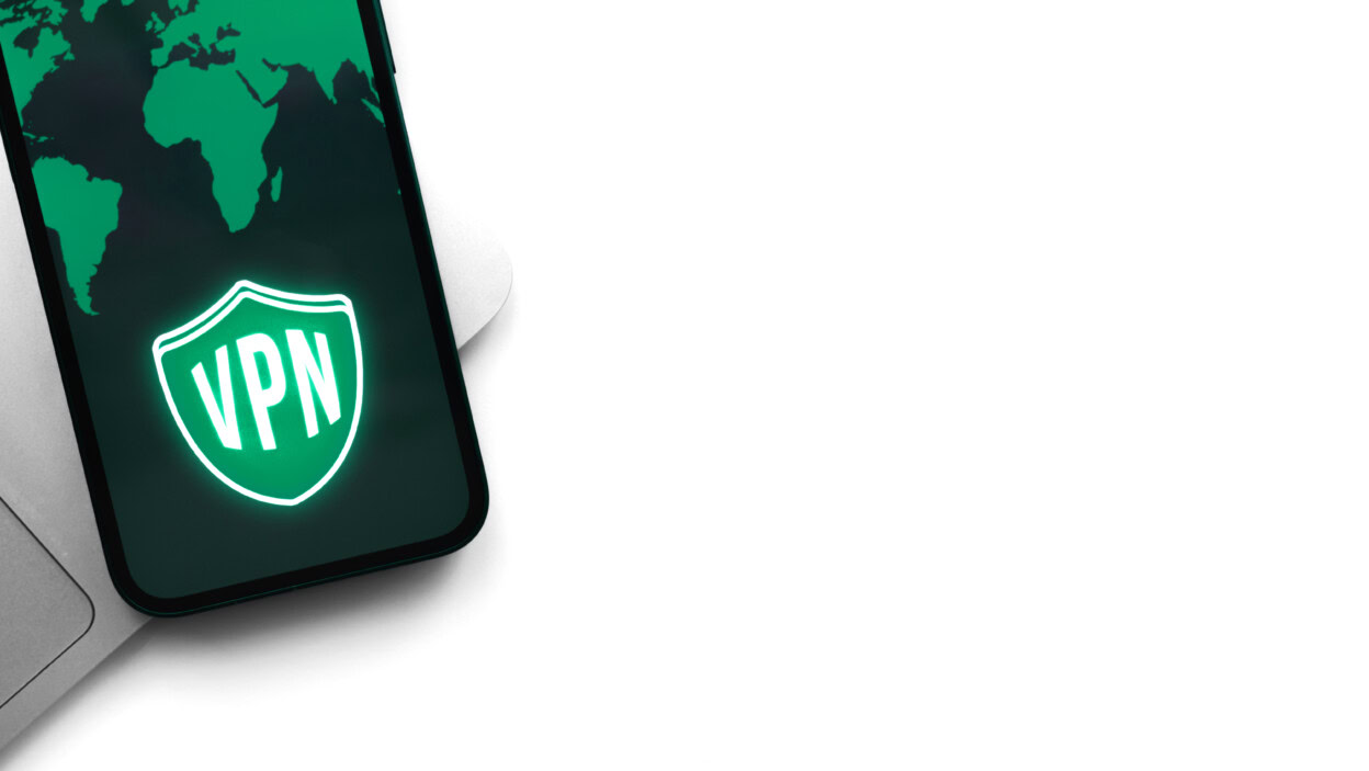 VPN na smartfonie Wirtualna sieć prywatna anonimowy bezpieczny dostęp do Internetu na telefonie komórkowym Baner pulpitu Technologia zdjęcia w tle
