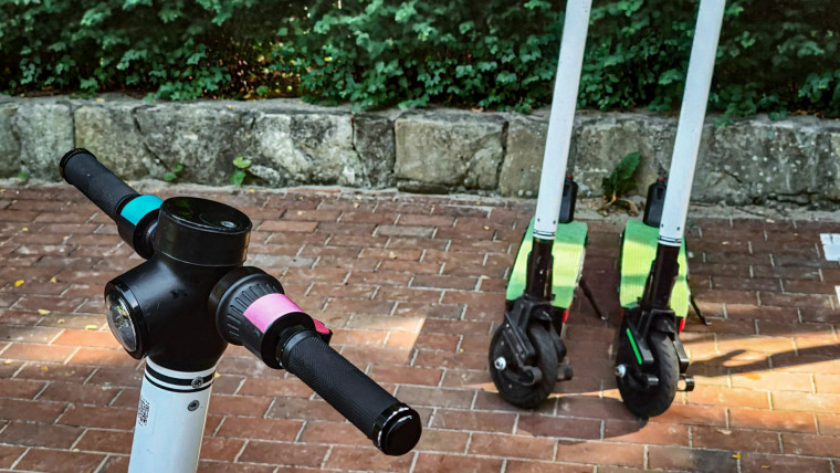 Ekologiczny pojazd do wypożyczenia skutera elektrycznego