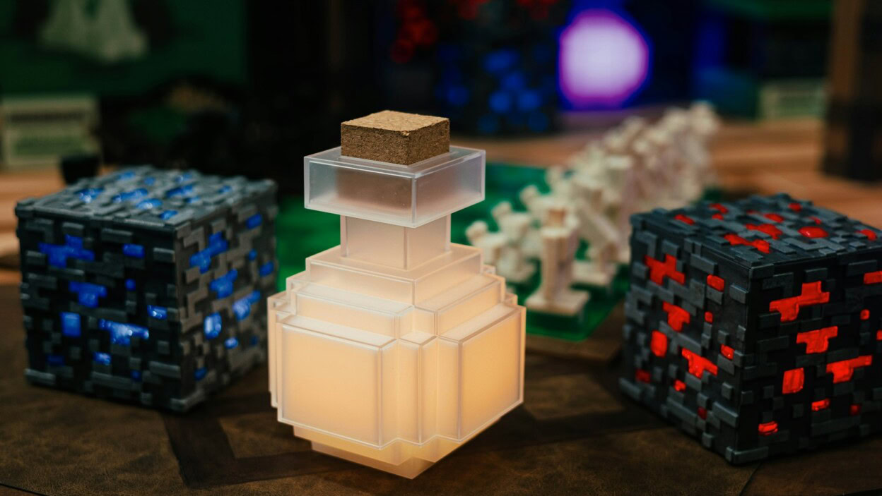 a couple of blocks sitting on top of a table