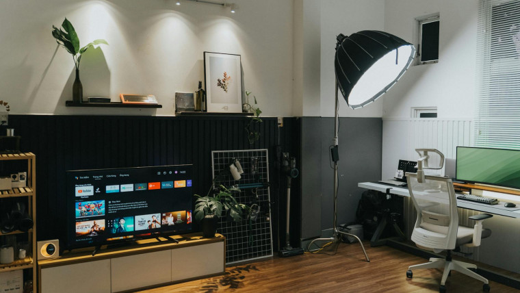 TV